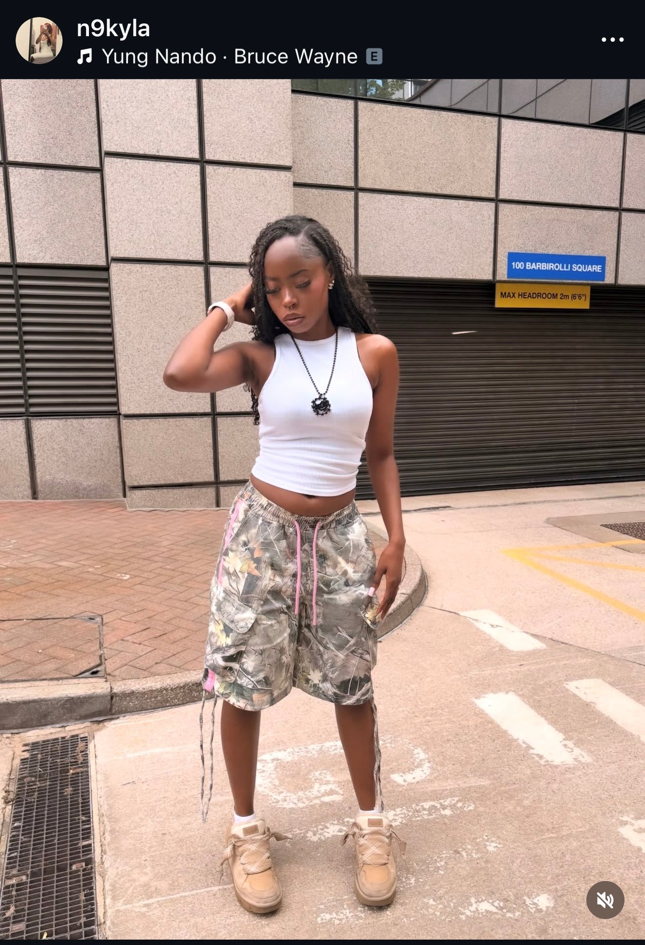 BLACK CHAIN