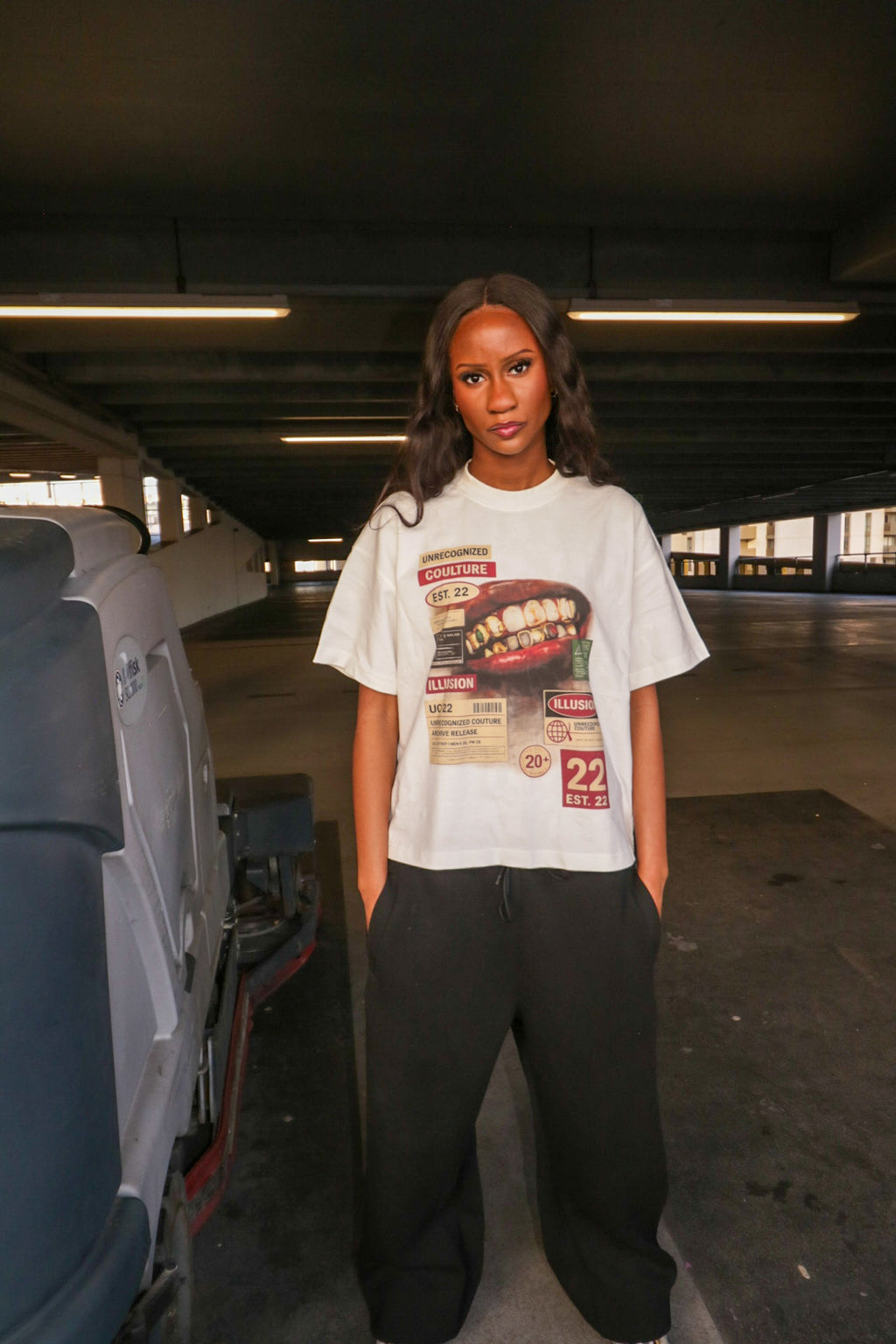COUTURE - EST 22 WHITE Illusion T